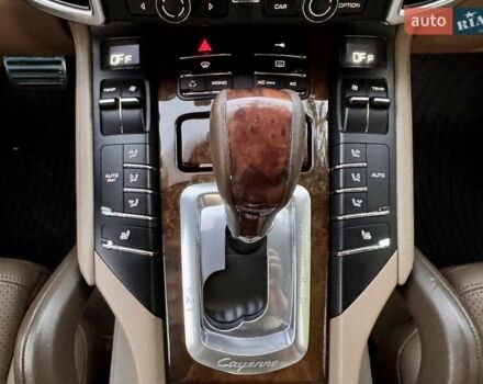 Порше Каен 2011 в Одессе на Automoto.ua Белый Порше Каен, объемом двигателя 4.81 л и пробегом 238 тыс. км за 16800 $, фото 67 на Automoto.ua