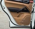Білий Порше Cayenne, об'ємом двигуна 3 л та пробігом 225 тис. км за 16500 $, фото 23 на Automoto.ua