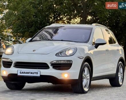 Порше Каен 2011 в Одессе на Automoto.ua Белый Порше Каен, объемом двигателя 4.81 л и пробегом 238 тыс. км за 16800 $, фото 6 на Automoto.ua