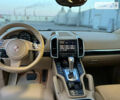 Білий Порше Cayenne, об'ємом двигуна 3.6 л та пробігом 230 тис. км за 19900 $, фото 39 на Automoto.ua