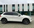 Белый Порше Каен, объемом двигателя 3 л и пробегом 202 тыс. км за 21000 $, фото 1 на Automoto.ua
