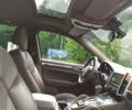 Белый Порше Каен, объемом двигателя 3 л и пробегом 150 тыс. км за 21092 $, фото 27 на Automoto.ua