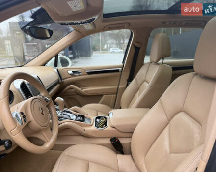 Белый Порше Каен, объемом двигателя 3.6 л и пробегом 159 тыс. км за 19999 $, фото 14 на Automoto.ua