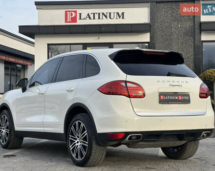 Белый Порше Каен, объемом двигателя 3.6 л и пробегом 167 тыс. км за 17500 $, фото 7 на Automoto.ua