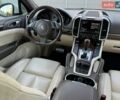 Белый Порше Каен, объемом двигателя 4.81 л и пробегом 94 тыс. км за 17000 $, фото 24 на Automoto.ua