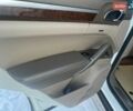 Білий Порше Cayenne, об'ємом двигуна 4.81 л та пробігом 223 тис. км за 18000 $, фото 41 на Automoto.ua
