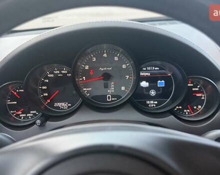 Білий Порше Cayenne, об'ємом двигуна 3 л та пробігом 229 тис. км за 19500 $, фото 9 на Automoto.ua