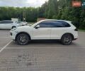 Белый Порше Каен, объемом двигателя 4.8 л и пробегом 167 тыс. км за 13600 $, фото 5 на Automoto.ua
