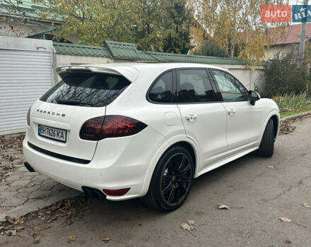 Білий Порше Cayenne, об'ємом двигуна 4.81 л та пробігом 194 тис. км за 21700 $, фото 8 на Automoto.ua