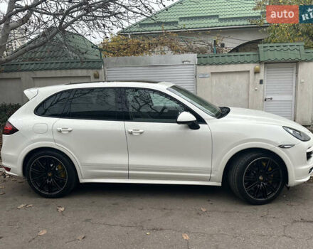 Білий Порше Cayenne, об'ємом двигуна 4.81 л та пробігом 194 тис. км за 21700 $, фото 4 на Automoto.ua