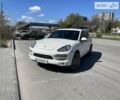 Белый Порше Каен, объемом двигателя 2.97 л и пробегом 166 тыс. км за 24900 $, фото 3 на Automoto.ua