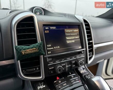 Белый Порше Каен, объемом двигателя 4.8 л и пробегом 199 тыс. км за 16500 $, фото 21 на Automoto.ua