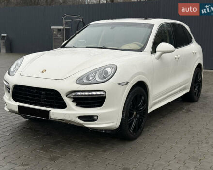Белый Порше Каен, объемом двигателя 3.6 л и пробегом 159 тыс. км за 19999 $, фото 5 на Automoto.ua