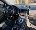 Белый Порше Каен, объемом двигателя 4.81 л и пробегом 187 тыс. км за 13900 $, фото 25 на Automoto.ua