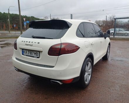 Белый Порше Каен, объемом двигателя 4.8 л и пробегом 168 тыс. км за 14028 $, фото 15 на Automoto.ua