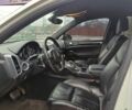 Белый Порше Каен, объемом двигателя 4.8 л и пробегом 168 тыс. км за 14028 $, фото 9 на Automoto.ua