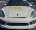 Белый Порше Каен, объемом двигателя 4.8 л и пробегом 195 тыс. км за 6855 $, фото 4 на Automoto.ua