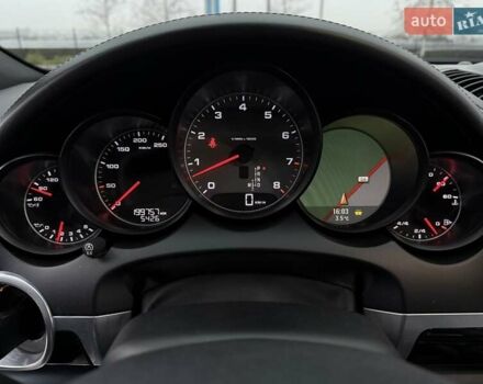 Белый Порше Каен, объемом двигателя 4.8 л и пробегом 199 тыс. км за 16500 $, фото 18 на Automoto.ua