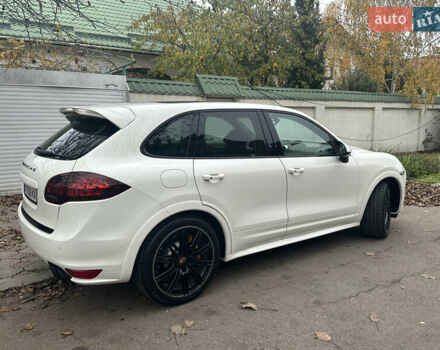 Білий Порше Cayenne, об'ємом двигуна 4.81 л та пробігом 194 тис. км за 21700 $, фото 6 на Automoto.ua