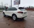 Белый Порше Каен, объемом двигателя 4.8 л и пробегом 168 тыс. км за 14028 $, фото 14 на Automoto.ua