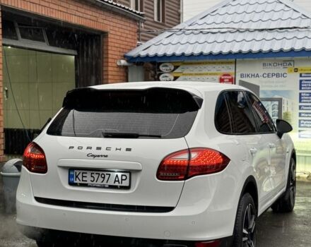 Белый Порше Каен, объемом двигателя 3 л и пробегом 200 тыс. км за 21500 $, фото 9 на Automoto.ua