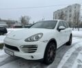 Білий Порше Cayenne, об'ємом двигуна 3 л та пробігом 210 тис. км за 23000 $, фото 1 на Automoto.ua