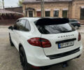 Білий Порше Cayenne, об'ємом двигуна 2.97 л та пробігом 202 тис. км за 19000 $, фото 3 на Automoto.ua