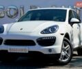Білий Порше Cayenne, об'ємом двигуна 3 л та пробігом 122 тис. км за 23500 $, фото 12 на Automoto.ua