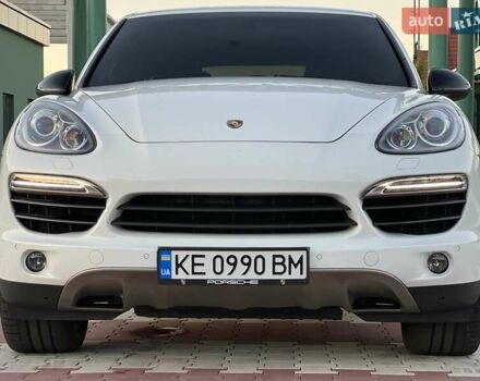 Белый Порше Каен, объемом двигателя 2.97 л и пробегом 197 тыс. км за 19900 $, фото 2 на Automoto.ua