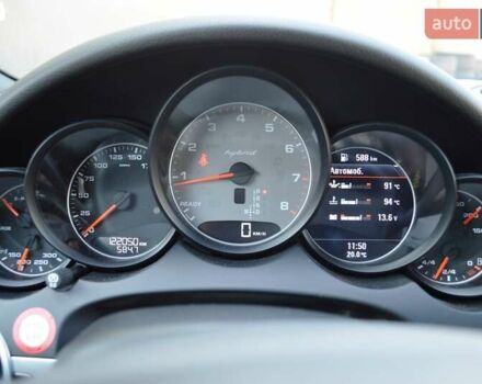 Білий Порше Cayenne, об'ємом двигуна 3 л та пробігом 122 тис. км за 23500 $, фото 30 на Automoto.ua