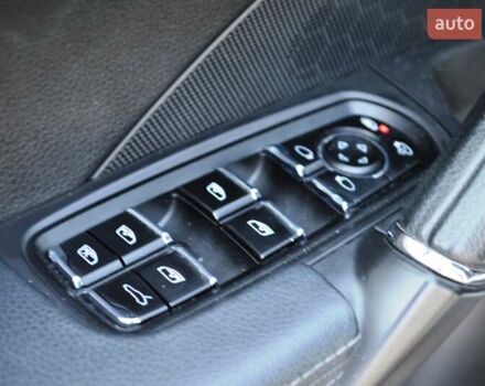 Білий Порше Cayenne, об'ємом двигуна 3 л та пробігом 122 тис. км за 23500 $, фото 22 на Automoto.ua