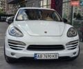 Белый Порше Каен, объемом двигателя 2.97 л и пробегом 287 тыс. км за 20700 $, фото 1 на Automoto.ua