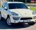 Білий Порше Cayenne, об'ємом двигуна 3.6 л та пробігом 183 тис. км за 11000 $, фото 1 на Automoto.ua