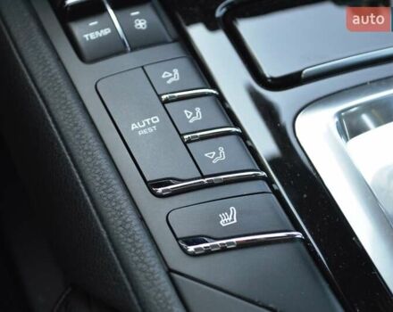 Білий Порше Cayenne, об'ємом двигуна 3 л та пробігом 122 тис. км за 23500 $, фото 41 на Automoto.ua