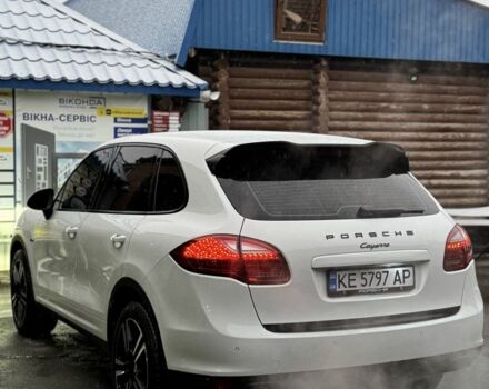 Белый Порше Каен, объемом двигателя 3 л и пробегом 200 тыс. км за 21500 $, фото 7 на Automoto.ua