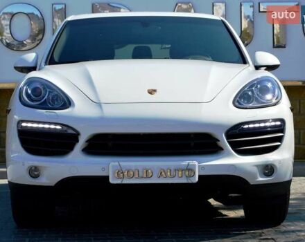 Білий Порше Cayenne, об'ємом двигуна 3 л та пробігом 122 тис. км за 23500 $, фото 10 на Automoto.ua