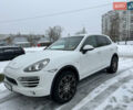 Белый Порше Каен, объемом двигателя 2.97 л и пробегом 210 тыс. км за 23000 $, фото 1 на Automoto.ua