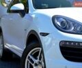 Білий Порше Cayenne, об'ємом двигуна 3 л та пробігом 122 тис. км за 23500 $, фото 9 на Automoto.ua