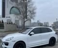 Белый Порше Каен, объемом двигателя 4.8 л и пробегом 95 тыс. км за 22000 $, фото 2 на Automoto.ua
