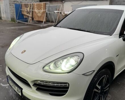 Белый Порше Каен, объемом двигателя 3 л и пробегом 200 тыс. км за 21500 $, фото 5 на Automoto.ua