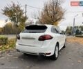 Білий Порше Cayenne, об'ємом двигуна 4.81 л та пробігом 143 тис. км за 19999 $, фото 1 на Automoto.ua