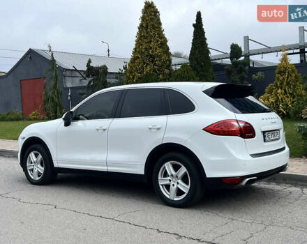 Белый Порше Каен, объемом двигателя 3.6 л и пробегом 175 тыс. км за 16700 $, фото 1 на Automoto.ua