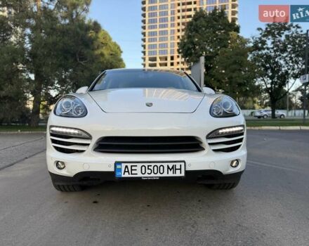 Белый Порше Каен, объемом двигателя 3 л и пробегом 223 тыс. км за 23999 $, фото 4 на Automoto.ua