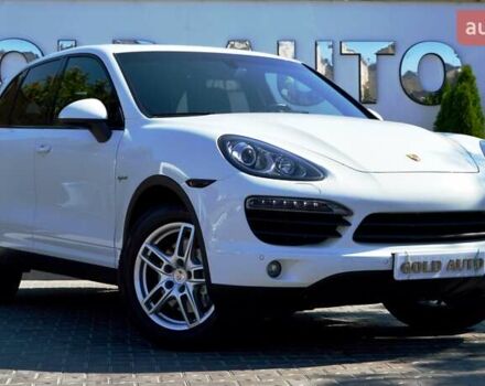 Білий Порше Cayenne, об'ємом двигуна 3 л та пробігом 122 тис. км за 23500 $, фото 7 на Automoto.ua