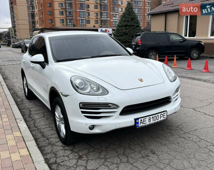 Белый Порше Каен, объемом двигателя 3.6 л и пробегом 175 тыс. км за 16700 $, фото 5 на Automoto.ua