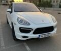 Белый Порше Каен, объемом двигателя 4.81 л и пробегом 99 тыс. км за 21500 $, фото 1 на Automoto.ua