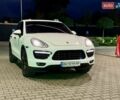 Белый Порше Каен, объемом двигателя 4.81 л и пробегом 185 тыс. км за 20500 $, фото 4 на Automoto.ua