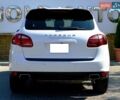 Білий Порше Cayenne, об'ємом двигуна 3 л та пробігом 122 тис. км за 23500 $, фото 4 на Automoto.ua