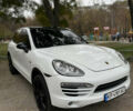 Білий Порше Cayenne, об'ємом двигуна 2.97 л та пробігом 202 тис. км за 19000 $, фото 7 на Automoto.ua