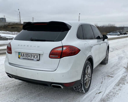 Білий Порше Cayenne, об'ємом двигуна 3.6 л та пробігом 161 тис. км за 19000 $, фото 2 на Automoto.ua